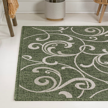 Maribel Traditional Classic All-Over Scroll Area Rug